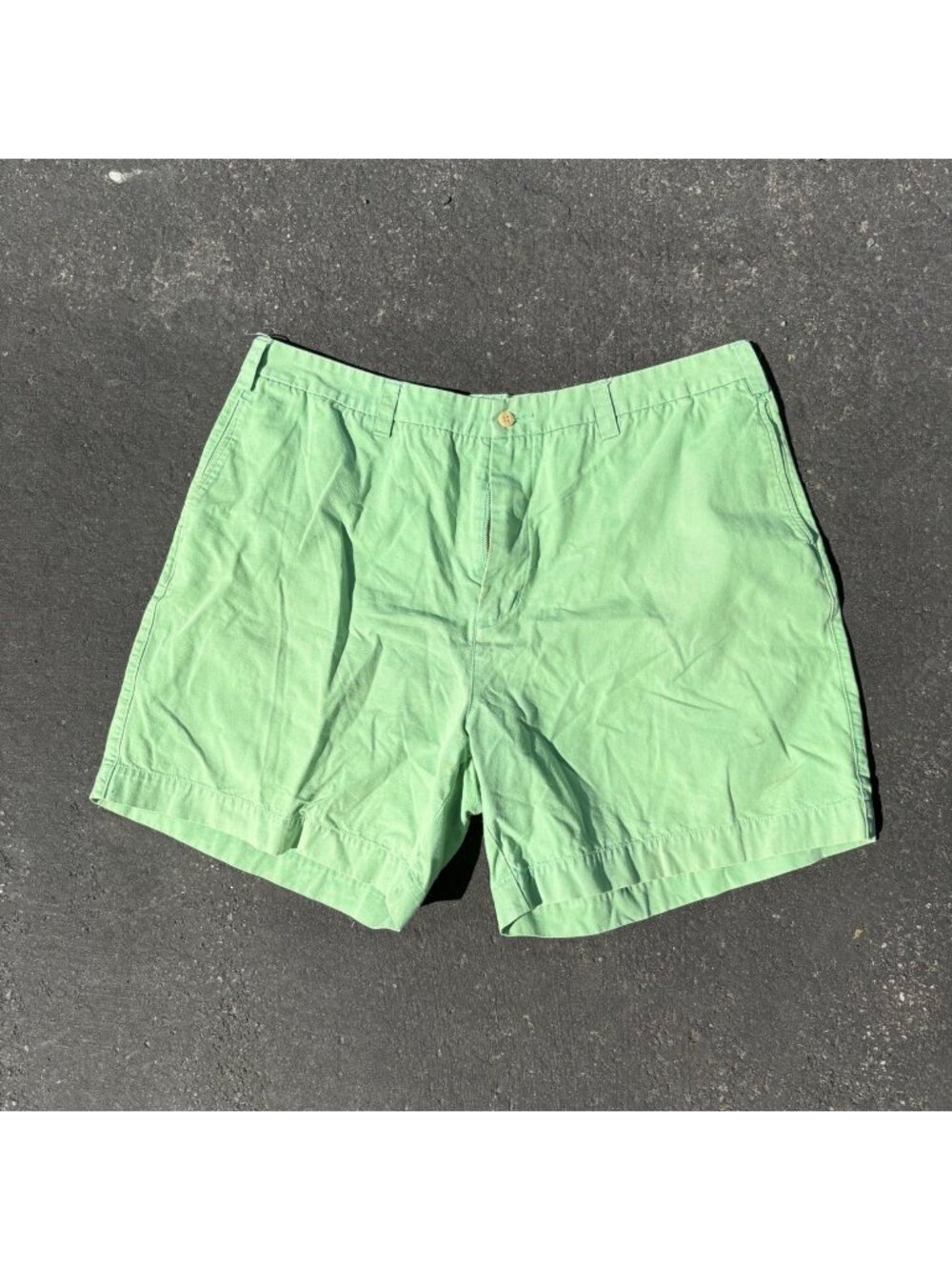 Vineyard Vines Mens Green Cotton Shorts Size 42 Flat Front Casual Lightweight